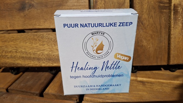 Review Maryve Natural Skincare brandnetelshampoo